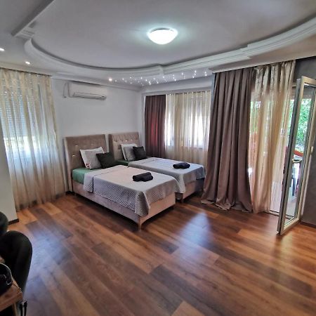 House Petar Apartment โอครีด ภายนอก รูปภาพ