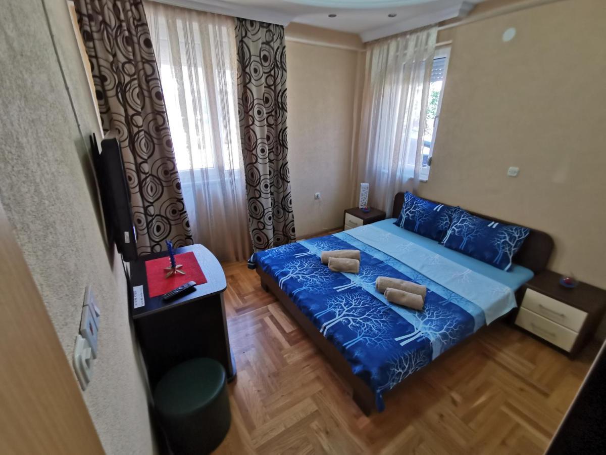 House Petar Apartment โอครีด ภายนอก รูปภาพ