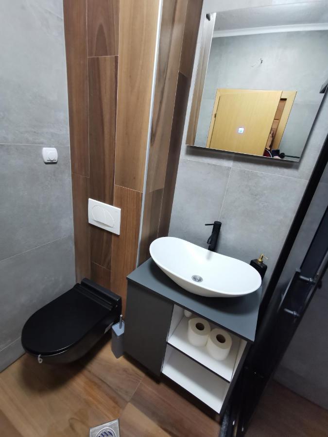 House Petar Apartment โอครีด ภายนอก รูปภาพ